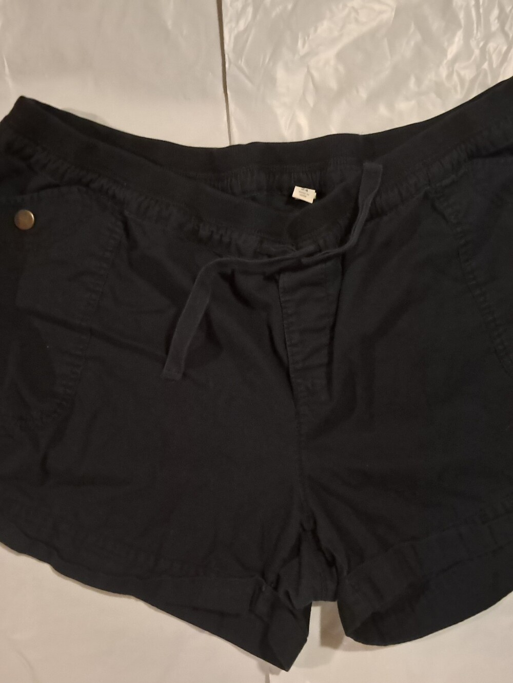 Old Navy Black Layered Drawstring Women’s Shorts Size 24